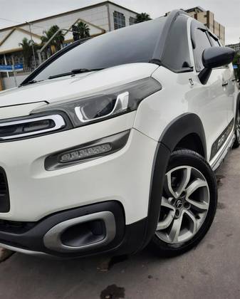 CITROËN AIRCROSS 1.5 SALOMON 8V FLEX 4P MANUAL